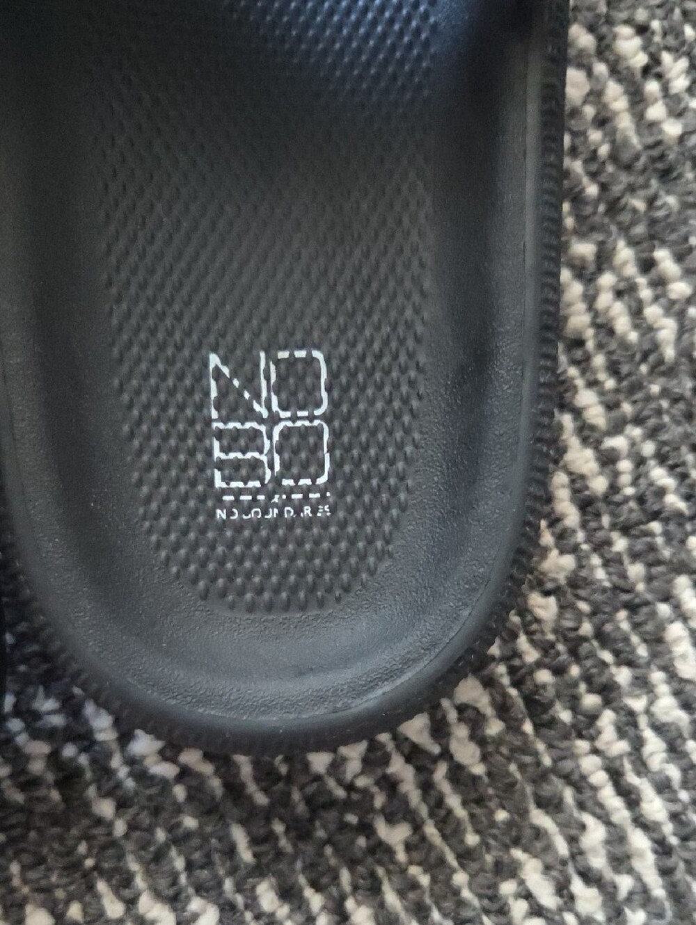 No Boundaries Black Slide Sandals - Single Strap - Picture 2 of 4